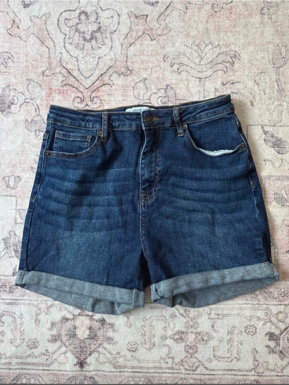 Midwash Denim Roll-Cuff Women’s Shorts